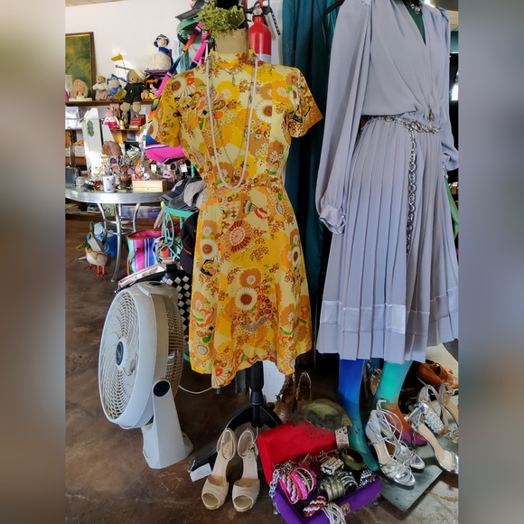 Meet your Posher, Jennifer - Picture 12 of 16